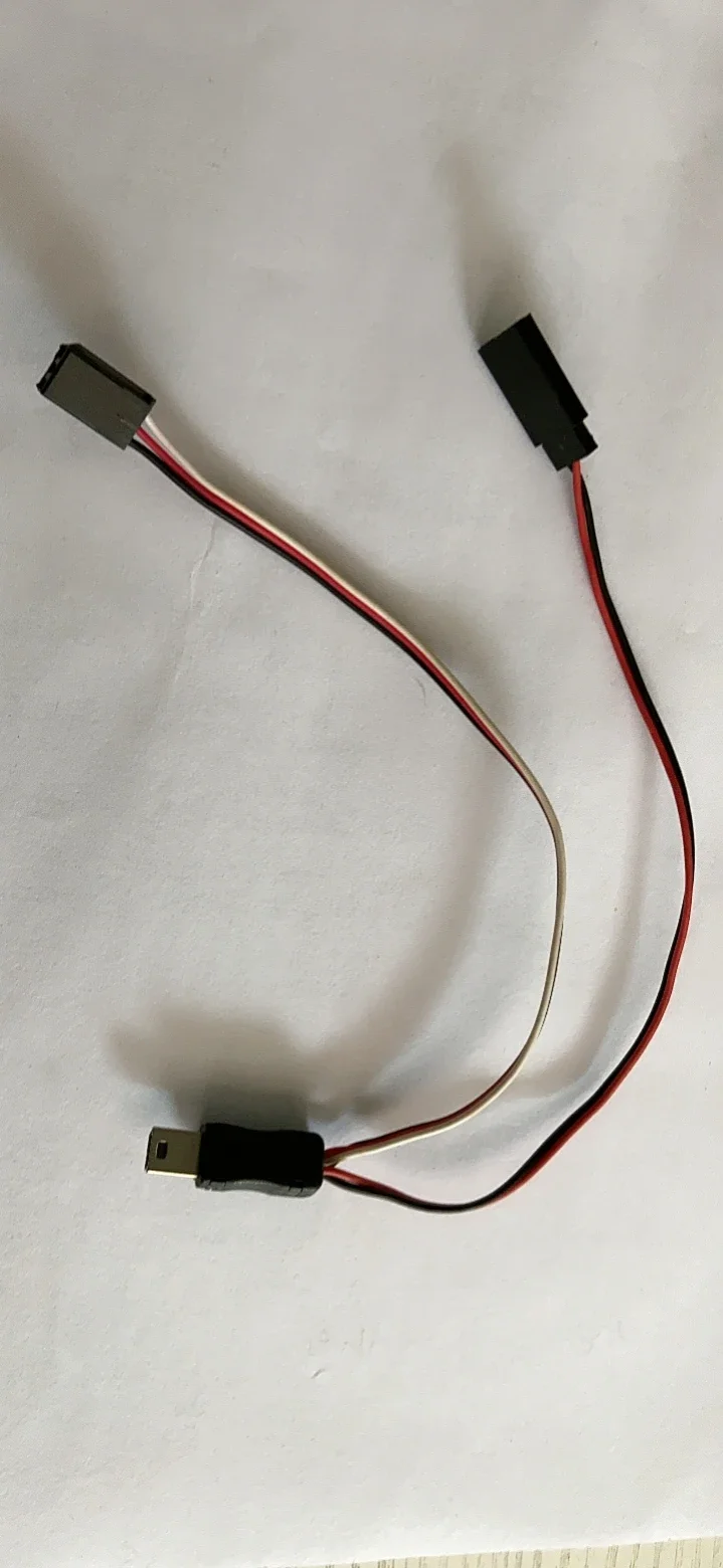 Runcam Camera - FPV AVミニUSB出力ケーブル電源（JR Futabaサーボ）ワイヤーアダプター GoPro Hero、runcam 2、スポーツカメラ、RCカー、ジンバル、VTX用
