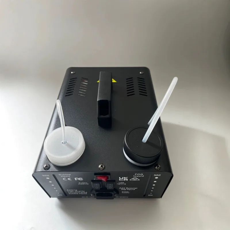 LEDライト付きのリモコン操作式スモークマシン。結婚式などの - Smoke Stopper のレビューと価格