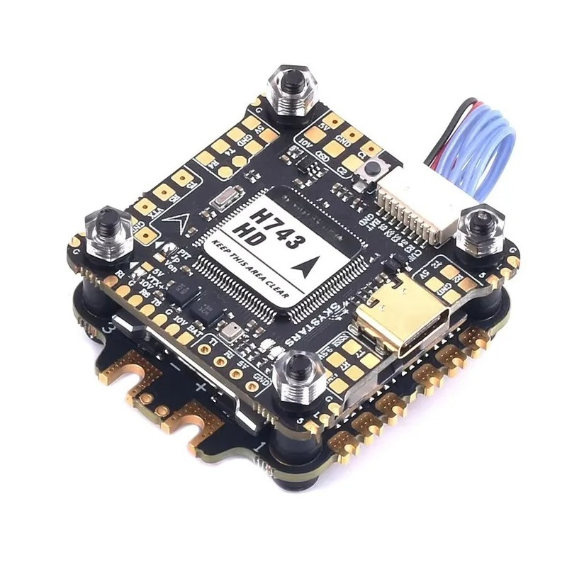 SKYSTARS H743 デュアルジャイロ搭載フライトコン - 4 In 1 Esc のレビューと価格